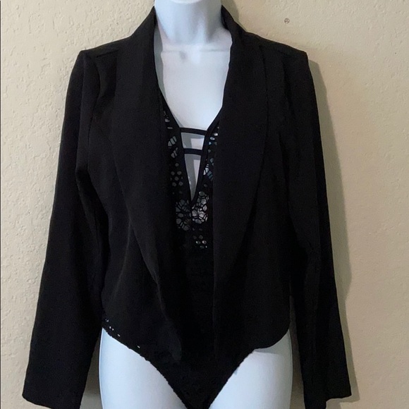 🛑REDUCED🛑Black blazer size large - Picture 2 of 5